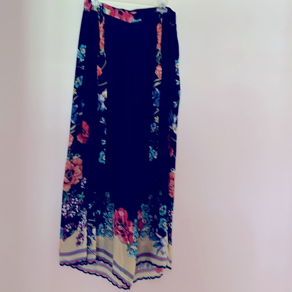 Johnny Was two pc Black Floral silky Set peek shoulder blouse flared pants L - Picture 5 of 10